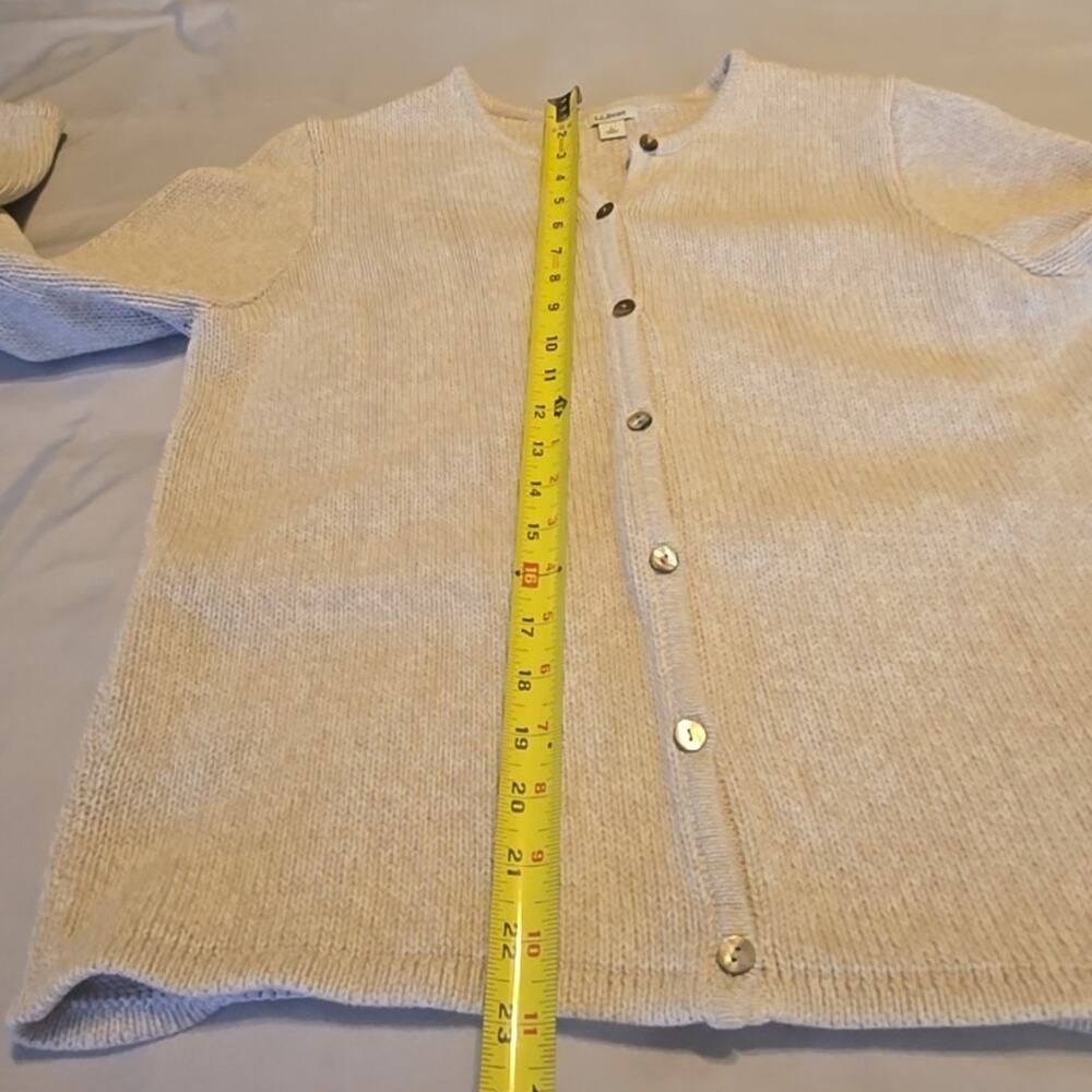 L.L. Bean Women’s Cotton Knit Cardigan Sweater Large Oatmeal Beige Button Front - Picture 9 of 9